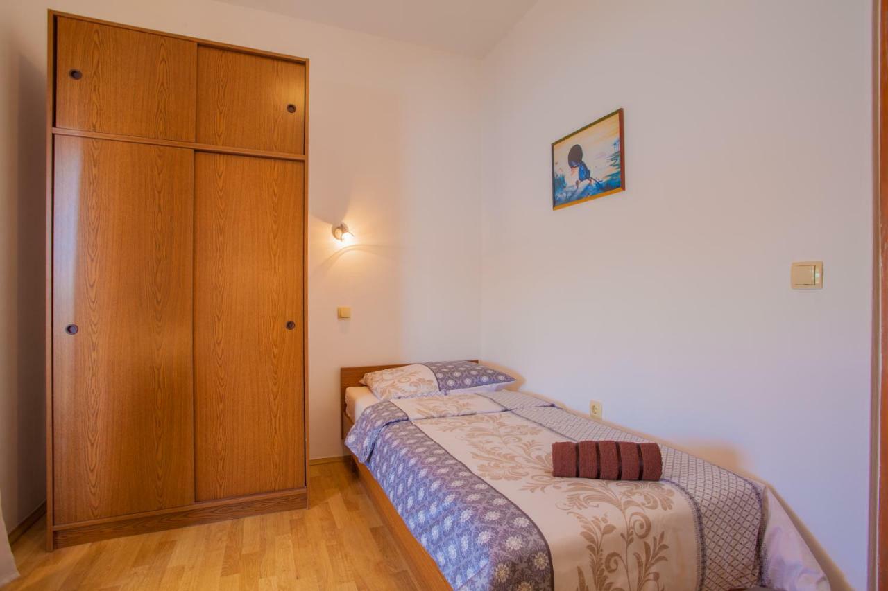 Apartmani Komesic Zubovići Exterior foto