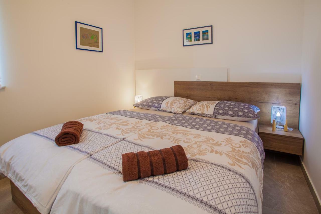 Apartmani Komesic Zubovići Exterior foto